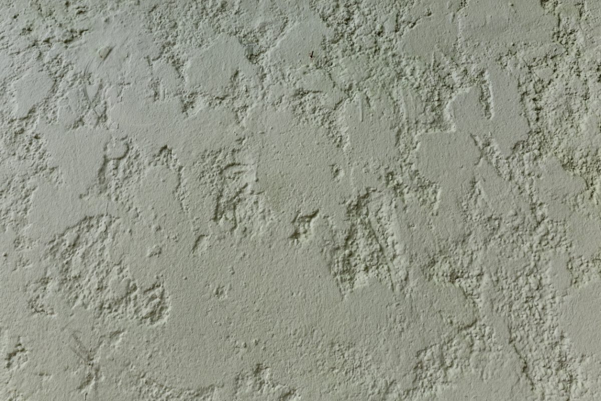 Quelle peinture utiliser pour mur non lisse ? iDéco Maison